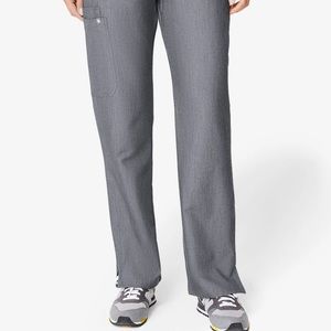 Figs Kade Cargo Scrub Pants NWOT